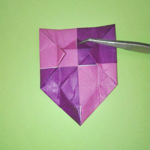折り紙の折り方+盾 9